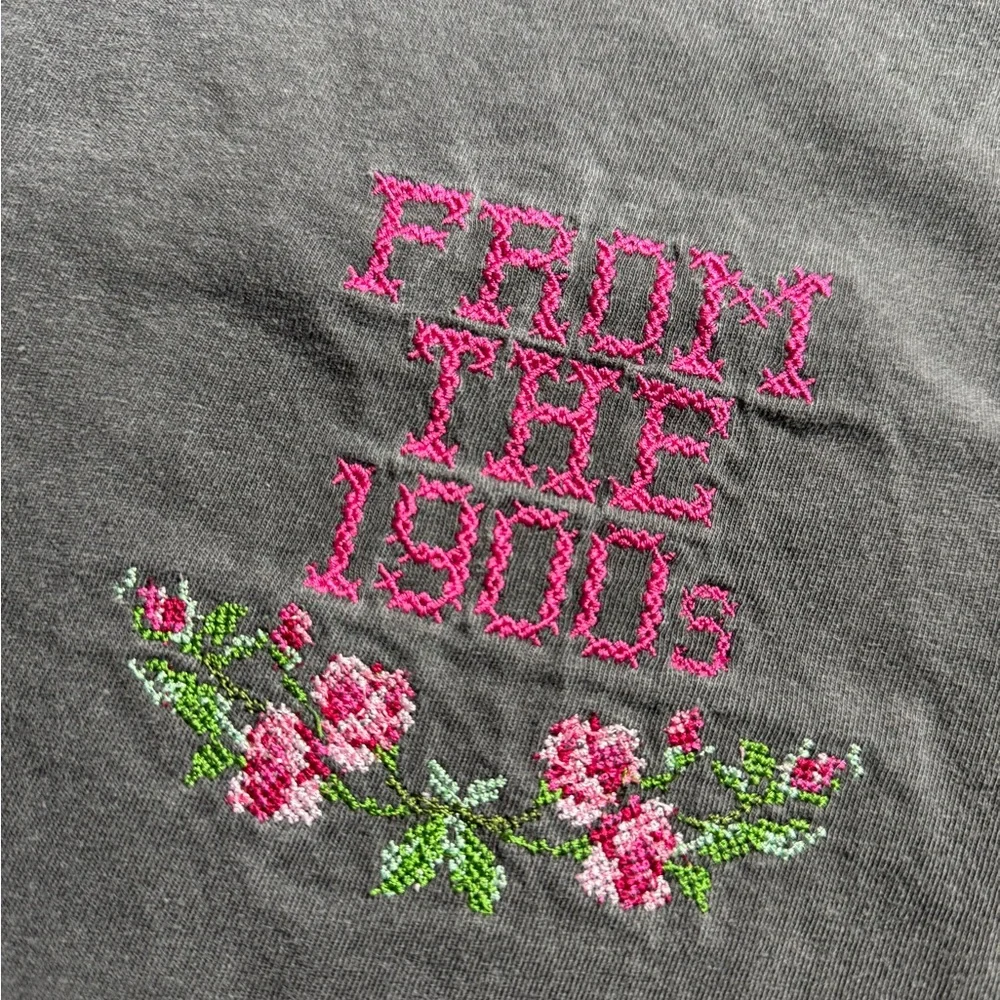 1900s Tee - Picture 2 of 4